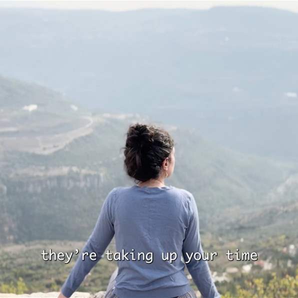 De son ombre verte au silence &eacute;ternel… L’arbre raconte ce qu’il a &eacute;t&eacute; t&eacute;moin du changement climatique et des impacts humains – Reportage Par Reem El Khatib