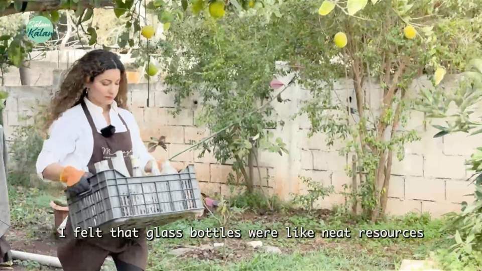 من النفايات إلى الإبداع.. مريم عاصي تحوّل الزجاج إلى أمل بيئي - تقرير بلال غازية